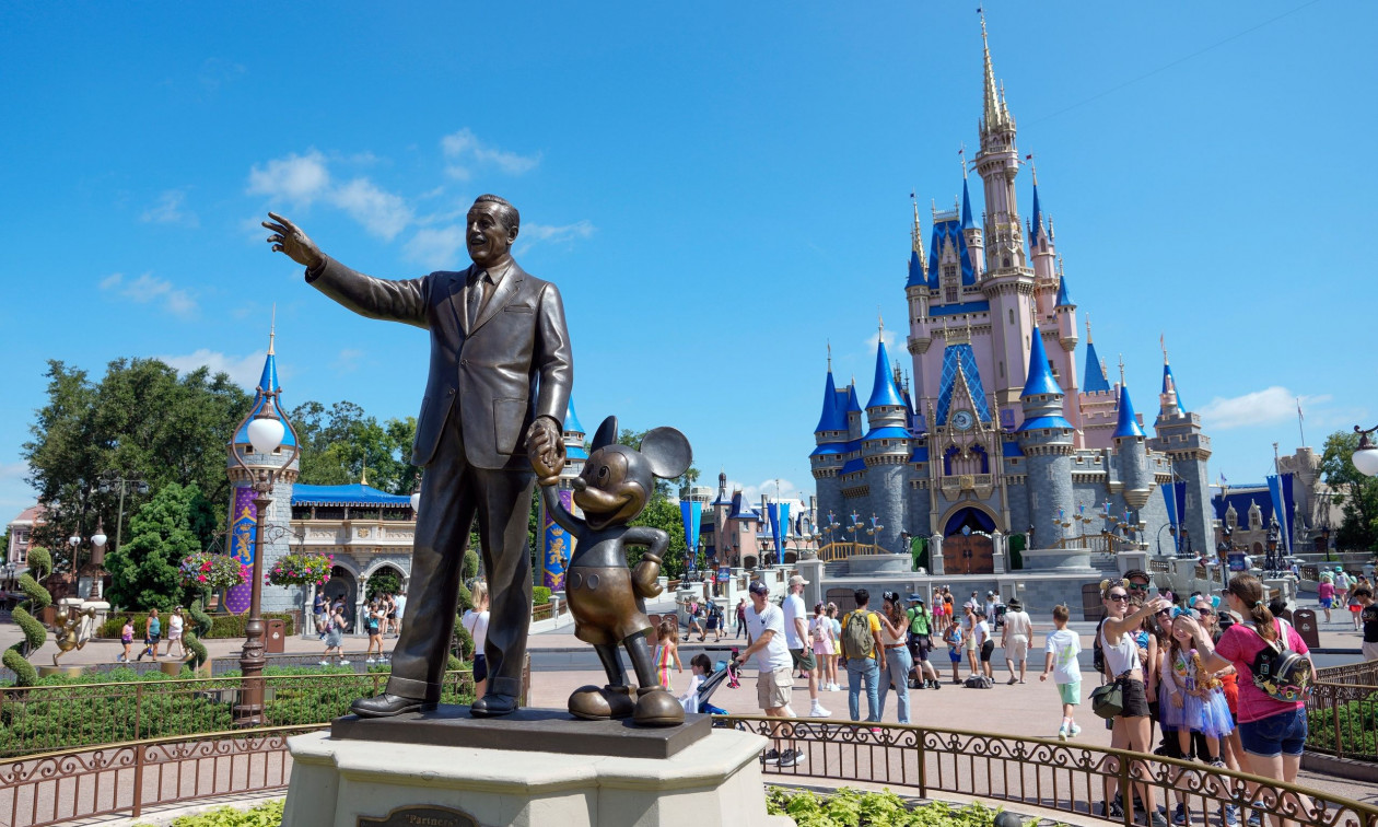 Walt Disney World: Κάτι σκοτεινό συμβαίνει στο πιο φανταστικό μέρος Walt Disney World: Κάτι σκοτεινό συμβαίνει στο πιο φανταστικό μέρος