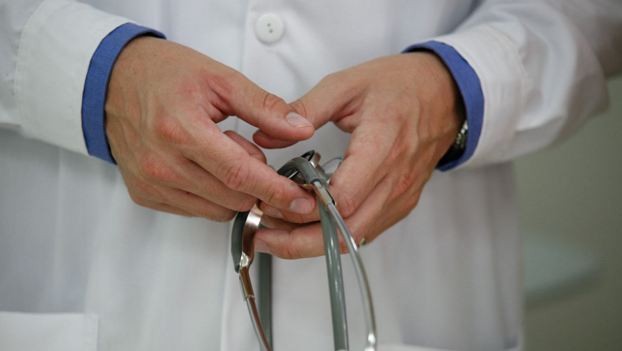 &Sigma;&omicron;&beta;&alpha;&rho;ή &kappa;&alpha;&tau;&alpha;&gamma;&gamma;&epsilon;&lambda;ί&alpha; &gamma;&iota;&alpha; &iota;&alpha;&tau;&rho;&iota;&kappa;ό &lambda;ά&theta;&omicron;&sigmaf;: &Chi;&omicron;&rho;&eta;&gamma;ή&theta;&eta;&kappa;&epsilon; &pi;&epsilon;&nu;&iota;&kappa;&iota;&lambda;ί&nu;&eta; &sigma;&epsilon; &alpha;&sigma;&theta;&epsilon;&nu;ή &mu;&epsilon; &alpha;&lambda;&lambda;&epsilon;&rho;&gamma;ί&alpha; - Ή&tau;&alpha;&nu; &tau;έ&sigma;&sigma;&epsilon;&rho;&iota;&sigmaf; ώ&rho;&epsilon;&sigmaf; &sigma;&epsilon; &alpha;&nu;&alpha;&mu;&omicron;&nu;ή