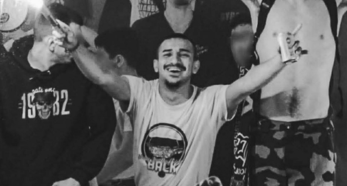 «Ραγίζουν καρδιές» τα μηνύματα για τον θάνατο του 26χρονου Αλέξανδρου - «Να τραγουδάς από ψηλά...» - Φωτογραφίες