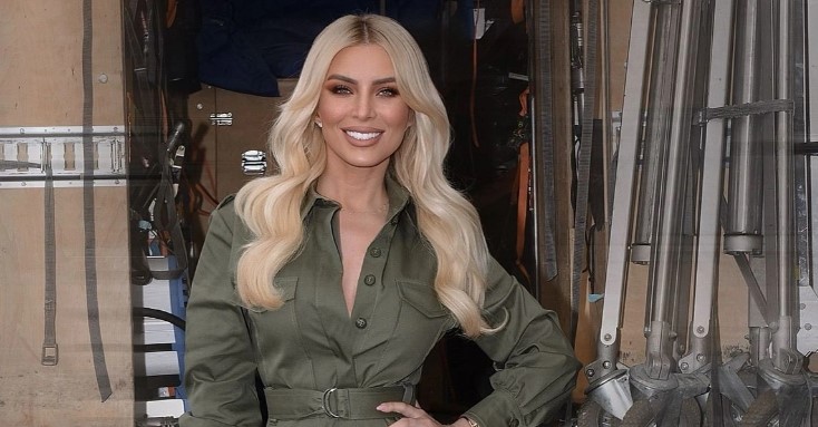 &Kappa;&alpha;&iota;&nu;&omicron;ύ&rho;&gamma;&iota;&omicron;&upsilon;: &Tau;&omicron; &delta;ώ&rho;&omicron; &pi;&omicron;&upsilon; έ&lambda;&alpha;&beta;&epsilon; &alpha;&pi;ό &tau;&omicron;&nu; &Kappa;&omicron;&upsilon;&tau;&sigma;&omicron;&upsilon;&mu;&pi;ή &lambda;ί&gamma;&omicron; &pi;&rho;&iota;&nu; &mu;&pi;&epsilon;&iota; &sigma;&tau;&omicron;&nu; 7&omicron; &mu;ή&nu;&alpha; &tau;&eta;&sigmaf; &epsilon;&gamma;&kappa;&upsilon;&mu;&omicron;&sigma;ύ&nu;&eta;&sigmaf;