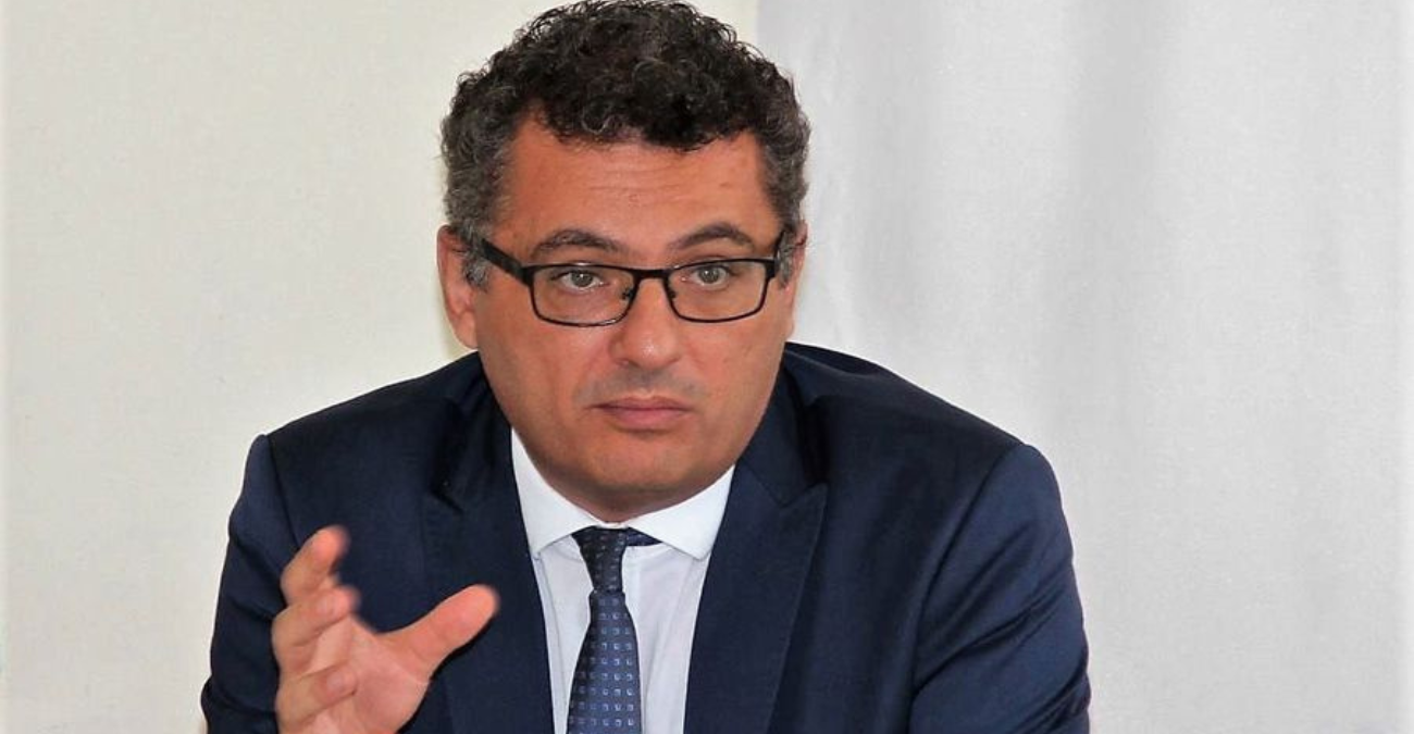 Έ&rho;&chi;&iota;&omicron;&upsilon;&rho;&mu;&alpha;&nu;: &laquo;&Eta; ά&tau;&upsilon;&pi;&eta; &delta;&iota;ά&sigma;&kappa;&epsilon;&psi;&eta; 5+1 &nu;&alpha; &pi;&alpha;&rho;ά&xi;&epsilon;&iota; &alpha;&pi;&tau;ό &alpha;&pi;&omicron;&tau;έ&lambda;&epsilon;&sigma;&mu;&alpha;&raquo;