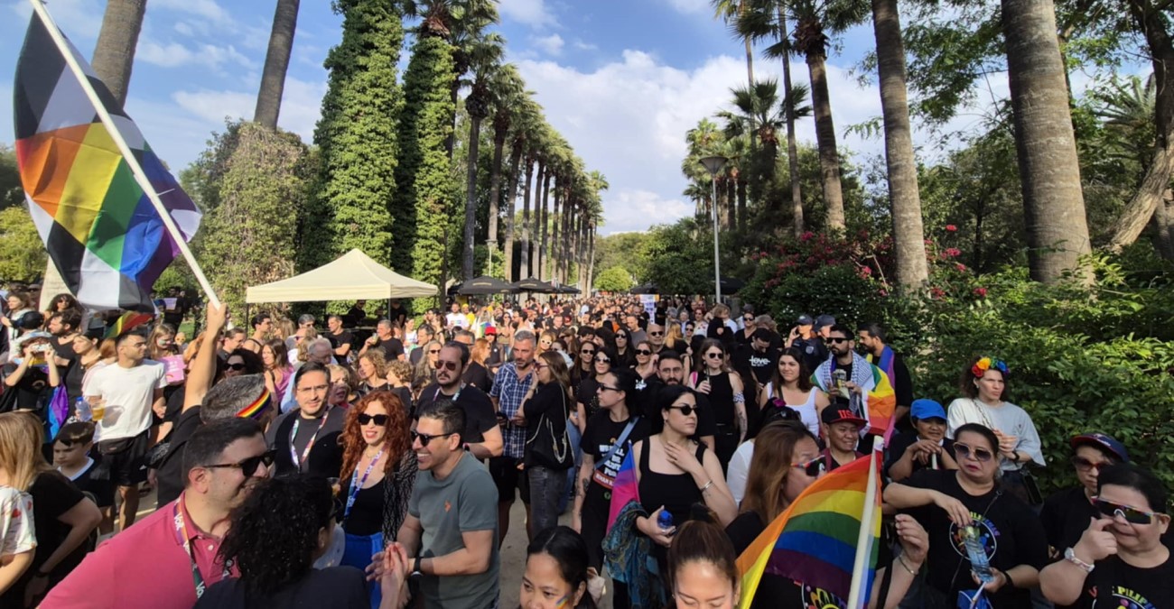 Μάγεψαν Κατερίνα Στικούδη και Evangelia στο Cyprus Pride – Ο σέξι χορός τους – Δείτε βίντεο