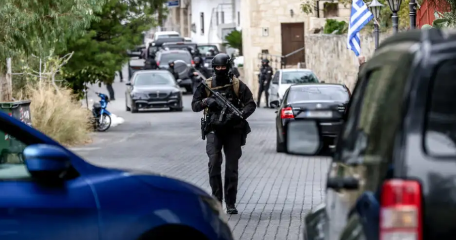 Κρήτη: «Ζωσμένο» από αστυνομικούς το χωριό Βορίζια μετά τους πυροβολισμούς, σήμερα η κηδεία του 39χρονου