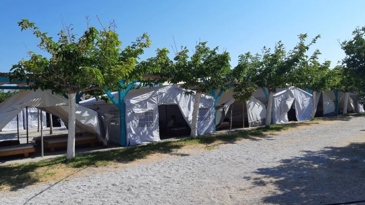 Συνελήφθη γιατρός παιδικής κατασκήνωσης για ασέλγεια σε ανήλικη Συνελήφθη γιατρός παιδικής κατασκήνωσης για ασέλγεια σε ανήλικη