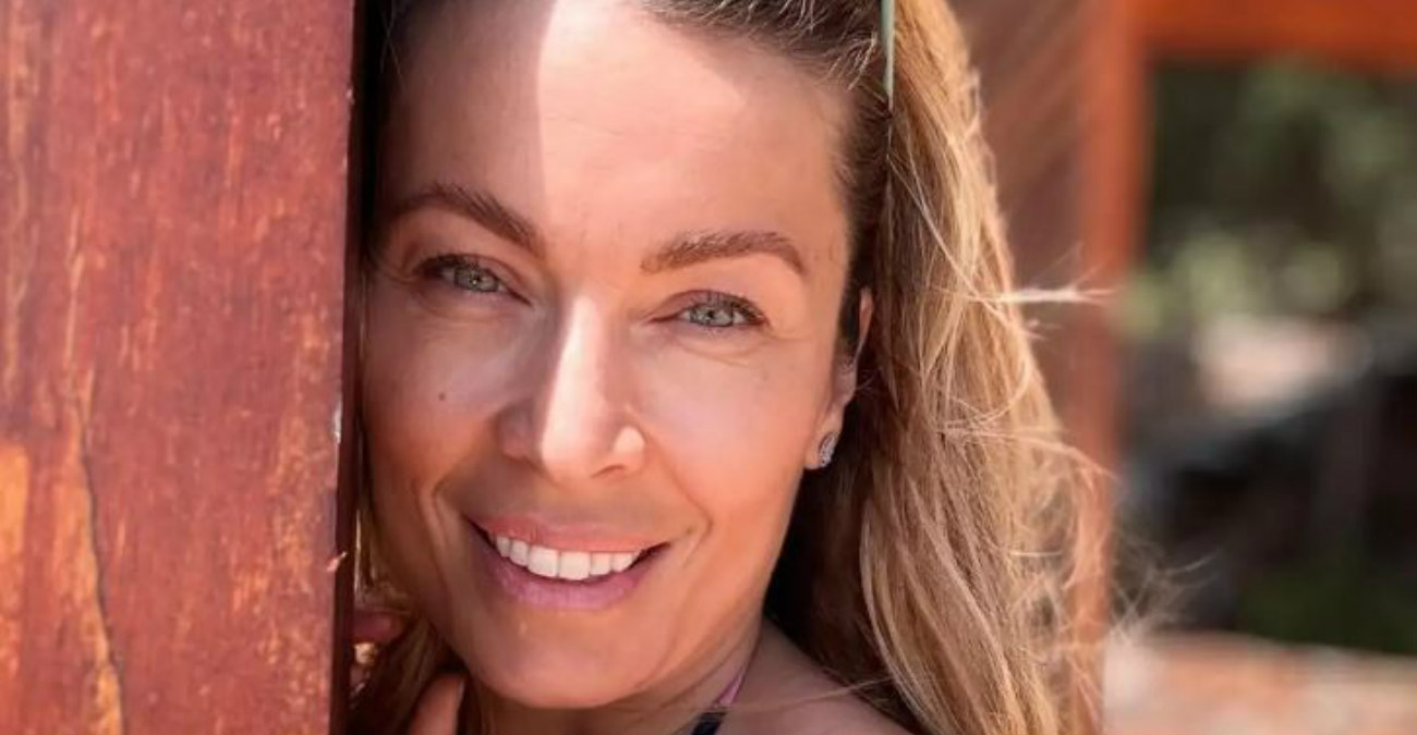 Πρωτομαγιά στην παραλία για την παρουσιάστρια – Φωτογραφίες με μπικίνι