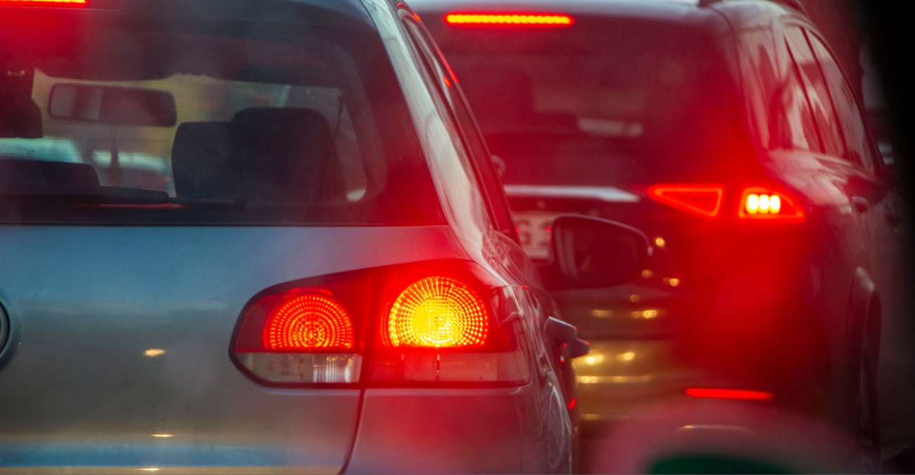 Κυκλοφοριακό «έμφραγμα»: Πού έχει σήμερα κίνηση; - Δες LIVE ποιοι δρόμοι «κοκκινίζουν»