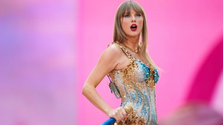VIDEO - Taylor Swift: Αυτή η νέα εμφάνισή της πυροδότησε τις φήμες για εγκυμοσύνη