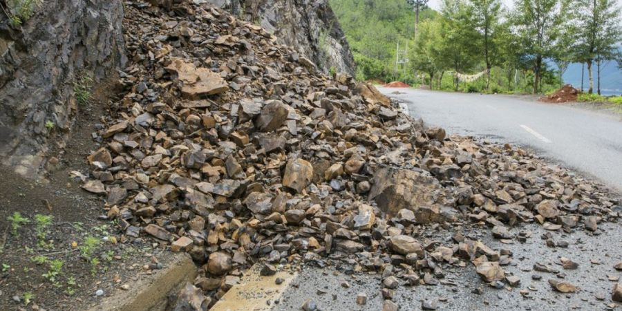 &Pi;&rho;&omicron;&sigma;&omicron;&chi;ή &sigma;&tau;&omicron;&upsilon;&sigmaf; &omicron;&rho;&epsilon;&iota;&nu;&omicron;ύ&sigmaf; &delta;&rho;ό&mu;&omicron;&upsilon;&sigmaf;: &Kappa;&alpha;&tau;&omicron;&lambda;&iota;&sigma;&theta;ή&sigma;&epsilon;&iota;&sigmaf; &pi;&epsilon;&tau;&rho;ώ&nu; &kappa;&alpha;&iota; &chi;ώ&mu;&alpha;&tau;&omicron;&sigmaf; &ndash; &Omicron;&iota; &delta;&rho;ό&mu;&omicron;&iota; &pi;&omicron;&upsilon; &epsilon;&pi;&eta;&rho;&epsilon;ά&zeta;&omicron;&nu;&tau;&alpha;&iota;