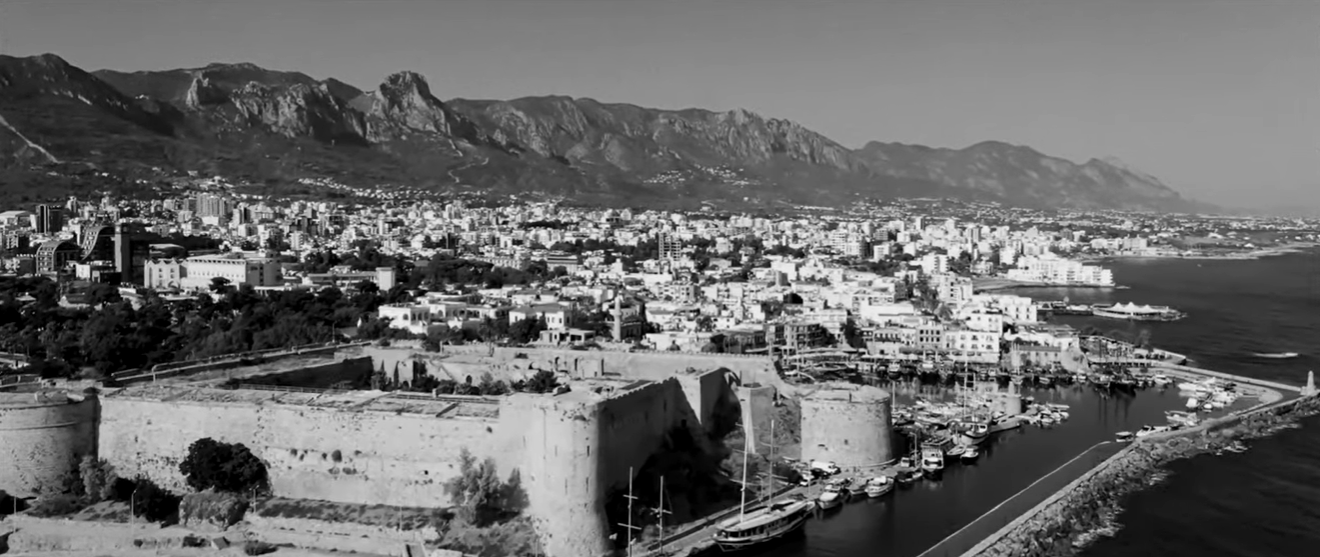 &Tau;ί&tau;&lambda;&omicron;&sigmaf; &Tau;&rho;&alpha;&gamma;&omicron;&upsilon;&delta;&iota;&omicron;ύ: &Nu;&eta;&sigma;ί &Mu;&alpha;&rho;&tau;&upsilon;&rho;&iota;&kappa;ό