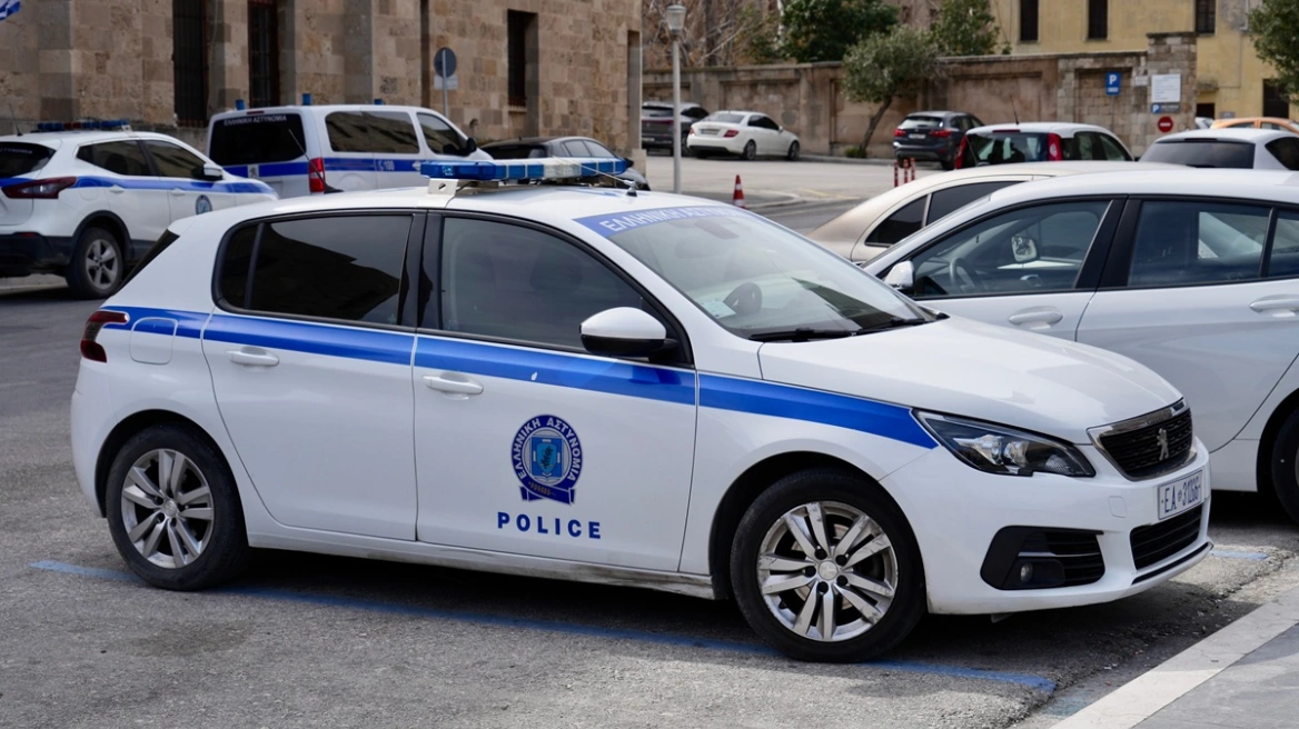 &Sigma;&epsilon; ά&theta;&lambda;&iota;&epsilon;&sigmaf; &sigma;&upsilon;&nu;&theta;ή&kappa;&epsilon;&sigmaf; &delta;&iota;&alpha;&beta;ί&omega;&sigma;&eta;&sigmaf; &omicron;&iota;&kappa;&omicron;&gamma;έ&nu;&epsilon;&iota;&alpha; &mu;&epsilon; &delta;ύ&omicron; &alpha;&nu;ή&lambda;&iota;&kappa;&alpha; &pi;&alpha;&iota;&delta;&iota;ά &sigma;&tau;&eta; &Rho;ό&delta;&omicron; - &Sigma;&upsilon;&nu;&epsilon;&lambda;ή&phi;&theta;&eta;&sigma;&alpha;&nu; &omicron;&iota; &gamma;&omicron;&nu;&epsilon;ί&sigmaf;
