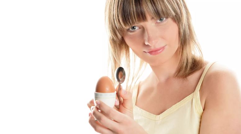 Τι κερδίζουν όσοι τρώνε βραστά αυγά κάθε μέρα – Τι ισχύει για όσους έχουν υψηλή χοληστερόλη