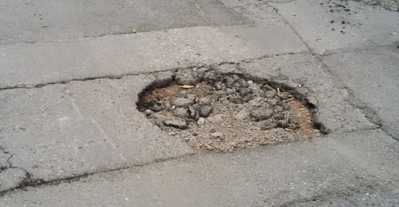 &Alpha;&pi;ί&sigma;&tau;&epsilon;&upsilon;&tau;&eta; &kappa;&alpha;&tau;&alpha;&gamma;&gamma;&epsilon;&lambda;ί&alpha;: &Lambda;&alpha;&kappa;&kappa;&omicron;ύ&beta;&alpha; &kappa;&lambda;&epsilon;ί&nu;&epsilon;&iota; &delta;ύ&omicron; &chi;&rho;ό&nu;&iota;&alpha; &zeta;&omega;ή&sigmaf; - &laquo;&Alpha;&kappa;&omicron;&mu;&alpha; &pi;&epsilon;&rho;&iota;&mu;έ&nu;&omicron;&upsilon;&mu;&epsilon; &nu;&alpha; &kappa;&lambda;&epsilon;ί&sigma;&epsilon;&iota; - &Upsilon;&pi;&alpha;&rho;&chi;&omicron;&upsilon;&nu; &alpha;&rho;&mu;ό&delta;&iota;&omicron;&iota;;&raquo; - &Delta;&epsilon;ί&tau;&epsilon; &phi;&omega;&tau;&omicron;&gamma;&rho;&alpha;&phi;ί&alpha;