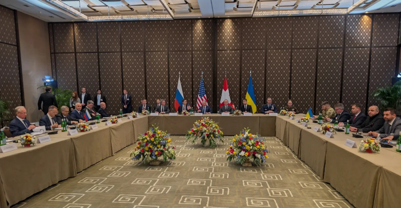 &laquo;&Iota;&sigma;&chi;&upsilon;&rho;έ&sigmaf;&raquo; &epsilon;&gamma;&gamma;&upsilon;ή&sigma;&epsilon;&iota;&sigmaf; &alpha;&sigma;&phi;&alpha;&lambda;&epsilon;ί&alpha;&sigmaf; &sigma;&tau;&eta;&nu; &sigma;&upsilon;&mu;&phi;&omega;&nu;ί&alpha; &Omicron;&upsilon;&kappa;&rho;&alpha;&nu;ί&alpha;&sigmaf; - &Rho;&omega;&sigma;ί&alpha;&sigmaf; &zeta;&eta;&tau;&omicron;ύ&nu; &pi;έ&nu;&tau;&epsilon; &upsilon;&pi;&omicron;&upsilon;&rho;&gamma;&omicron;ί Ά&mu;&upsilon;&nu;&alpha;&sigmaf; &tau;&eta;&sigmaf; &Epsilon;&Epsilon;