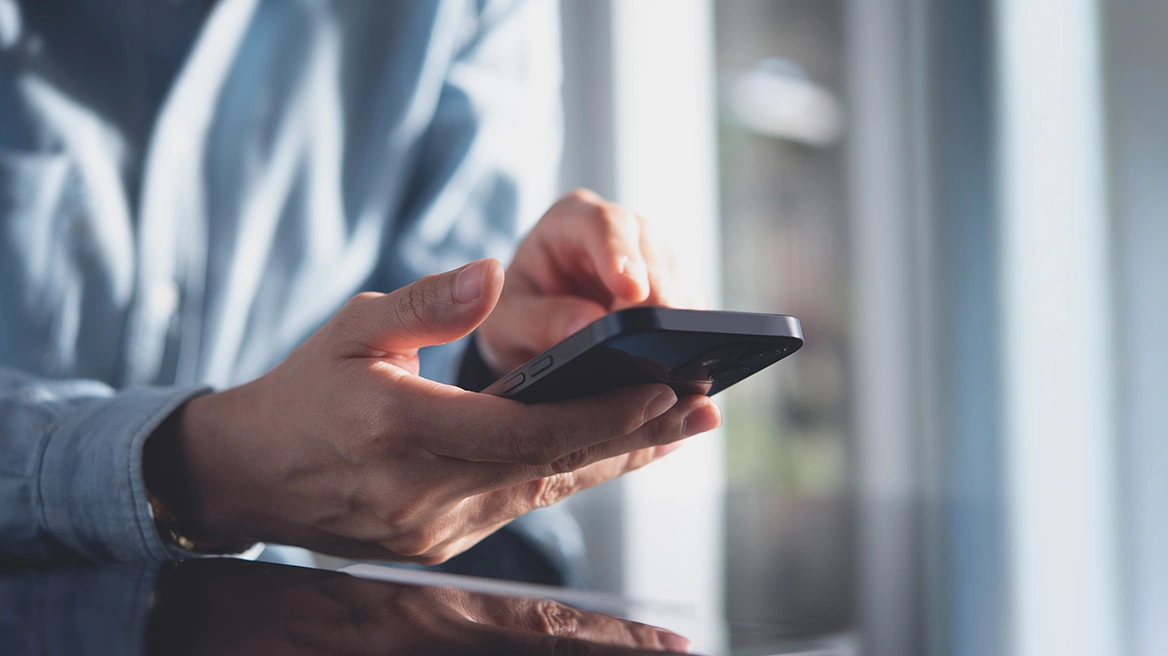 Η συνομιλία που «έκαψε» την πρώην αθλήτρια της ενόργανης που κατηγορείται για συμμετοχή στο κύκλωμα με τις τηλεφωνικές απάτες