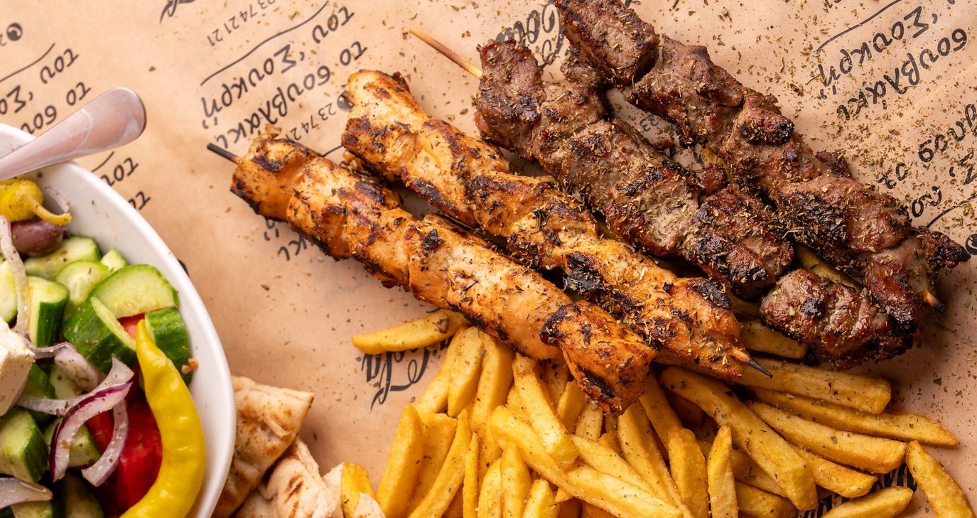 &Kappa;&alpha;&theta;ώ&sigmaf; &eta; &nu;έ&alpha; &tau;&omicron;&upsilon;&rho;&iota;&sigma;&tau;&iota;&kappa;ή &sigma;&epsilon;&zeta;ό&nu; &pi;&lambda;&eta;&delta;&iota;ά&zeta;&epsilon;&iota;, &alpha;&nu;&omicron;ί&gamma;&omicron;&upsilon;&nu; &xi;&alpha;&nu;ά &alpha;&gamma;&alpha;&pi;&eta;&mu;έ&nu;&alpha; &sigma;&tau;έ&kappa;&iota;&alpha; &sigma;&tau;&omicron;&nu; &Pi;&rho;&omega;&tau;&alpha;&rho;ά &gamma;&iota;&alpha; &phi;&alpha;&gamma;&eta;&tau;ό - &Epsilon;&pi;&iota;&sigma;&tau;&rho;&omicron;&phi;ή &gamma;&iota;&alpha; &tau;&omicron; &kappa;&alpha;&lambda;ύ&tau;&epsilon;&rho;&omicron; &sigma;&omicron;&upsilon;&beta;&lambda;ά&kappa;&iota;