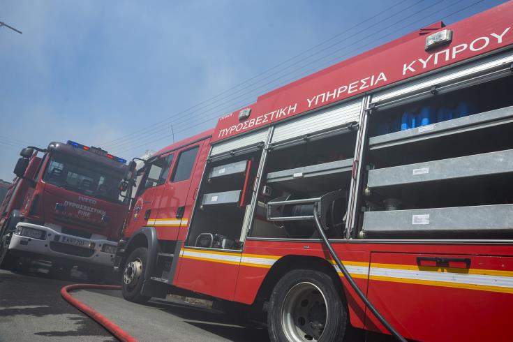 Ξέσπασε πυρκαγιά σε υποστατικό στην Λάρνακα Ξέσπασε πυρκαγιά σε υποστατικό στην Λάρνακα
