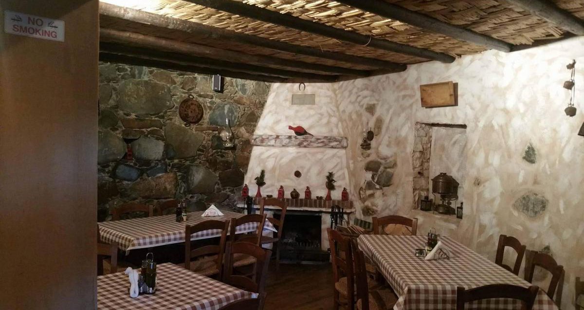 Πωλείται γνωστή ταβέρνα στo χωριό – «Έτοιμη για άμεση λειτουργία»