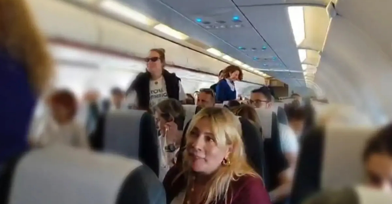 &Kappa;&alpha;&rho;ύ&delta;&eta; &kappa;&alpha;&iota; &Kappa;&alpha;&pi;&omicron;&upsilon;&tau;&zeta;ί&delta;&eta;&sigmaf; &epsilon;&gamma;&kappa;&lambda;&omega;&beta;ί&sigma;&tau;&eta;&kappa;&alpha;&nu; &sigma;&tau;&eta; &Sigma;&rho;&iota; &Lambda;ά&nu;&kappa;&alpha; &ndash; &Epsilon;&pi;έ&sigma;&tau;&rho;&epsilon;&psi;&alpha;&nu; &mu;&epsilon; &tau;&eta;&nu; &pi;&tau;ή&sigma;&eta; &epsilon;&pi;&alpha;&nu;&alpha;&pi;&alpha;&tau;&rho;&iota;&sigma;&mu;&omicron;ύ