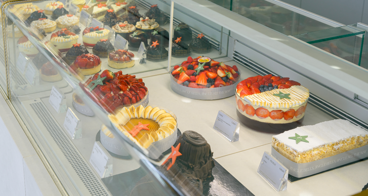 Γνωστό και αγαπημένο ζαχαροπλαστείο άνοιξε τις πόρτες του στη Λεμεσό – Που επαναλειτούργησε