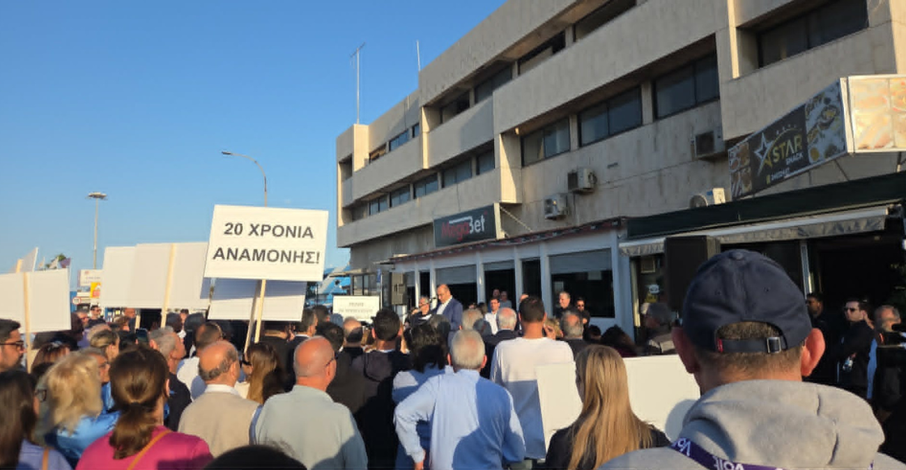 &Pi;&lambda;ή&theta;&omicron;&sigmaf; &kappa;ό&sigma;&mu;&omicron;&upsilon; &mu;&alpha;&zeta;&epsilon;ύ&tau;&eta;&kappa;&epsilon; &sigma;&tau;&eta; &mu;&alpha;&zeta;&iota;&kappa;ή &kappa;&iota;&nu;&eta;&tau;&omicron;&pi;&omicron;ί&eta;&sigma;&eta; &gamma;&iota;&alpha; &tau;&omicron; &Lambda;&iota;&mu;ά&nu;&iota; &kappa;&alpha;&iota; &tau;&eta; &Mu;&alpha;&rho;ί&nu;&alpha; &tau;&eta;&sigmaf; &Lambda;ά&rho;&nu;&alpha;&kappa;&alpha;&sigmaf; - &Phi;&omega;&tau;&omicron;&gamma;&rho;&alpha;&phi;ί&epsilon;&sigmaf;