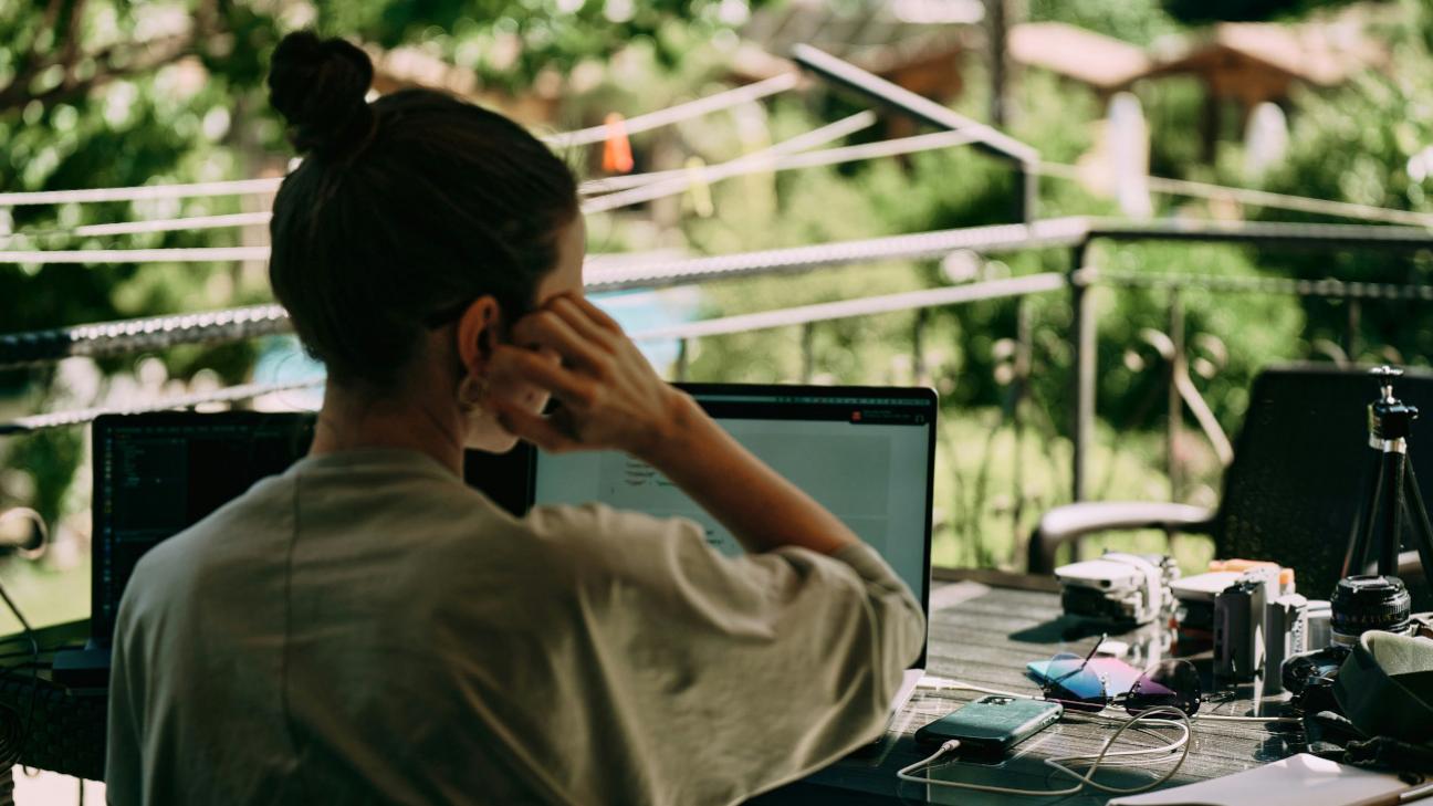 Ο ανάδρομος Ερμής φέρνει ανατροπές -Τα τρία ζώδια που δοκιμάζονται επαγγελματικά τον Νοέμβριο