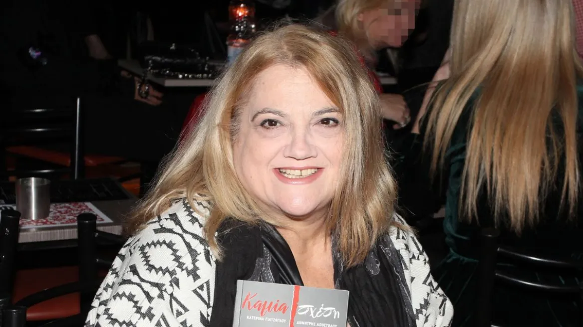 Ελένη Καστάνη: Είχα κάποιες αγωνίες για τη σύντροφο του παιδιού μου, δεν μπορώ να βλέπω κοπέλες με τεράστια νύχια