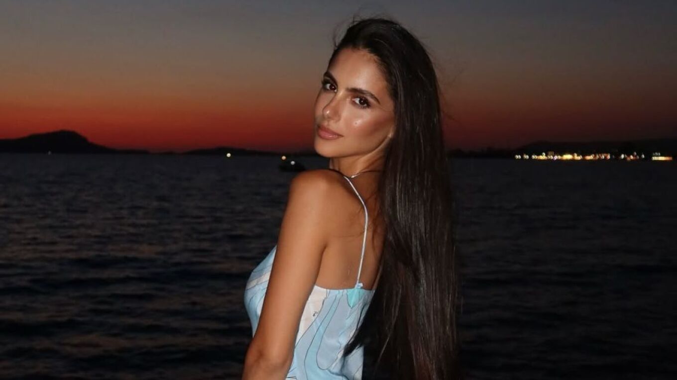 Αλεξάνδρα Νίκα: Το υπέροχο στιγμιότυπο του Αργυρού junior – Ξεφλουδίζει το κόκκινο αυγό του