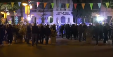 Σε εξέλιξη οι δύο παράλληλες διαμαρτυρίες - Σε εγρήγορση η Αστυνομία - Δείτε βίντεο