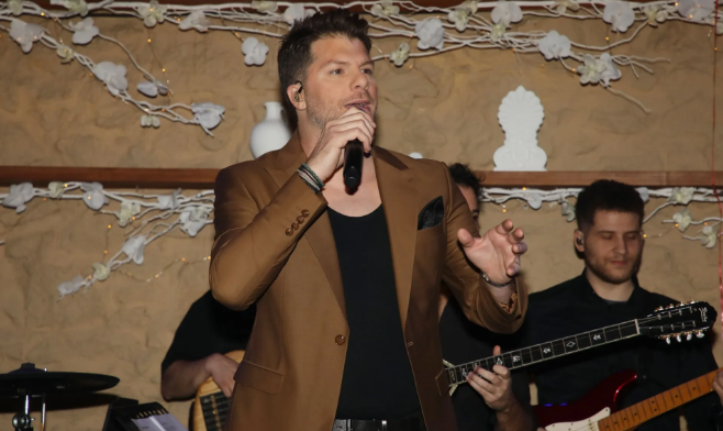 &Lambda;&alpha;&mu;&pi;&epsilon;&rho;ή &pi;&rho;&epsilon;&mu;&iota;έ&rho;&alpha; &gamma;&iota;&alpha; &tau;&omicron;&nu; &Lambda;&omicron;ύ&kappa;&alpha; &Gamma;&iota;ώ&rho;&kappa;&alpha;