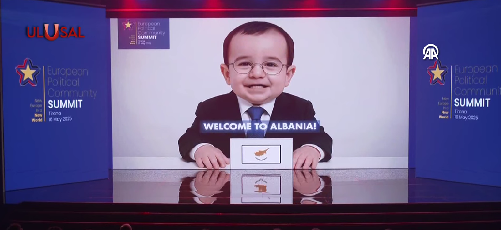 VIDEO: «Μετέτρεψαν» σε βρέφος τον ΠτΔ στη Σύνοδο Κορυφής – «Καλωσήρθατε στην Αλβανία»