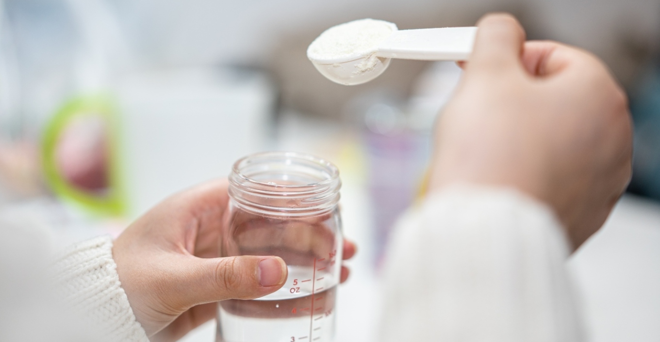 &Gamma;&alpha;&lambda;&lambda;ί&alpha;: &Sigma;&tau;&omicron; &mu;&iota;&kappa;&rho;&omicron;&sigma;&kappa;ό&pi;&iota;&omicron; &omicron;&iota; &theta;ά&nu;&alpha;&tau;&omicron;&iota; 2 &beta;&rho;&epsilon;&phi;ώ&nu; - &Epsilon;&xi;&epsilon;&tau;ά&zeta;&epsilon;&tau;&alpha;&iota; &eta; &sigma;ύ&nu;&delta;&epsilon;&sigma;ή &tau;&omicron;&upsilon;&sigmaf; &mu;&epsilon; &pi;&rho;&omicron;ϊό&nu;&tau;&alpha; &beta;&rho;&epsilon;&phi;&iota;&kappa;&omicron;ύ &gamma;ά&lambda;&alpha;&kappa;&tau;&omicron;&sigmaf; &pi;&omicron;&upsilon; &epsilon;ί&chi;&alpha;&nu; &alpha;&nu;&alpha;&kappa;&lambda;&eta;&theta;&epsilon;ί