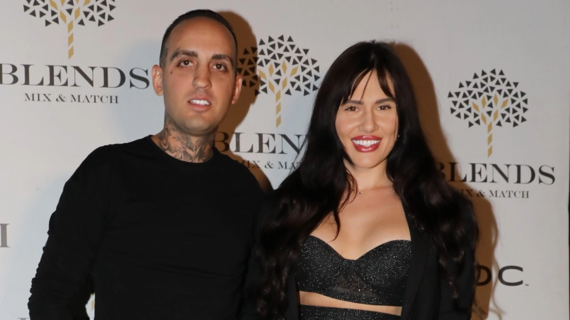 &Chi;ώ&rho;&iota;&sigma;&epsilon; &eta; Έ&lambda;&epsilon;&nu;&alpha; &Tau;&sigma;&alpha;&gamma;&kappa;&rho;&iota;&nu;&omicron;ύ: &Epsilon;ί&nu;&alpha;&iota; &kappa;ά&tau;&iota; &pi;&omicron;&upsilon; &pi;&lambda;&eta;&gamma;ώ&nu;&epsilon;&iota;, &delta;&epsilon;&nu; &theta;έ&lambda;&omega; &nu;&alpha; &alpha;&nu;&alpha;&pi;&tau;ύ&xi;&omega; &tau;ώ&rho;&alpha; &tau;&omicron; &theta;έ&mu;&alpha;