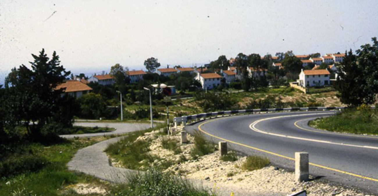 &Alpha;&nu;&epsilon;&beta;&alpha;ί&nu;&epsilon;&iota; &eta; &pi;ί&epsilon;&sigma;&eta; &gamma;&iota;&alpha; &tau;&iota;&sigmaf; &Beta;ά&sigma;&epsilon;&iota;&sigmaf;: &Theta;&epsilon;&tau;&iota;&kappa;ή &epsilon;&xi;έ&lambda;&iota;&xi;&eta; &beta;&lambda;έ&pi;&omicron;&upsilon;&nu; &omicron;&iota; &Omicron;&iota;&kappa;&omicron;&lambda;ό&gamma;&omicron;&iota;