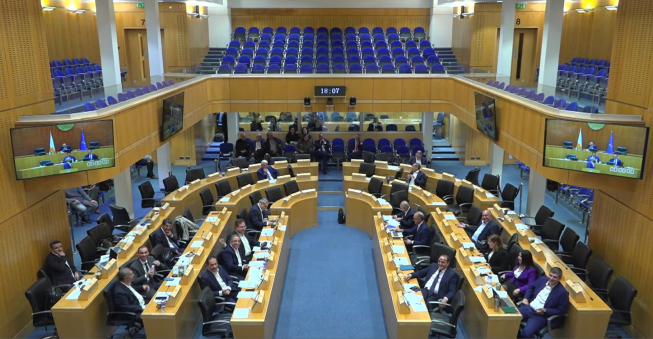 Συνεχίζεται για τρίτη ημέρα η συζήτηση για τον Κρατικό Προϋπολογισμό 2026