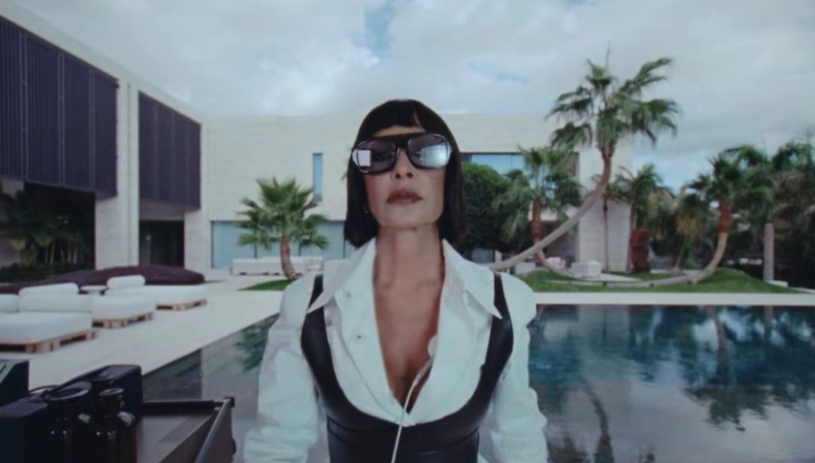 To νέο music video της είναι μία κινηματογραφική παραγωγή υψηλής αισθητικής