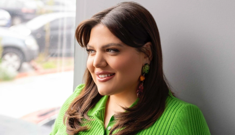 Δανάη Μπάρκα: Η topless φωτογραφία στην… μπανιέρα της!