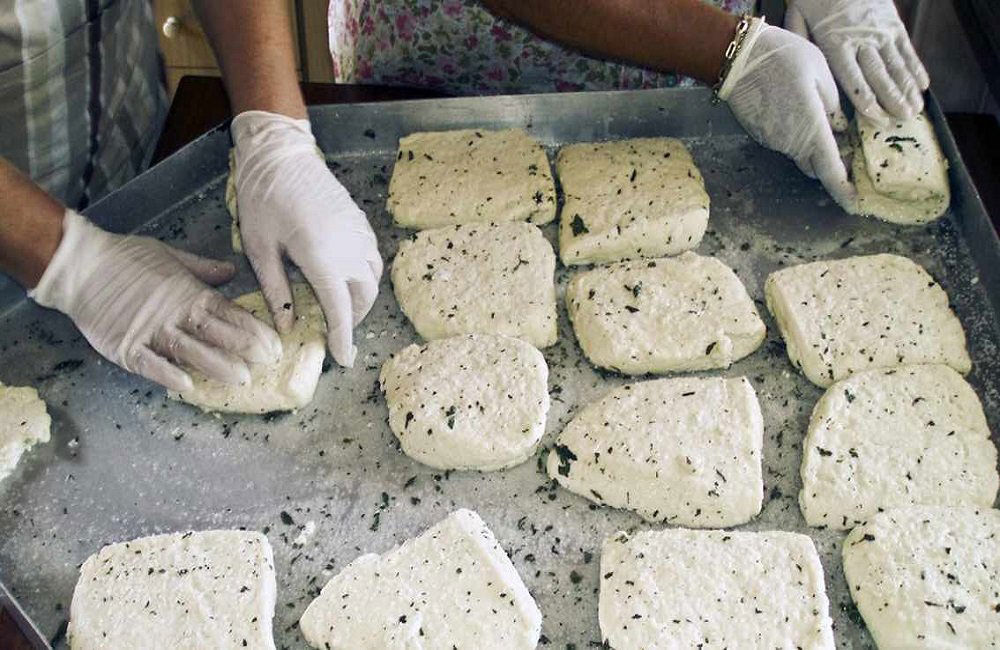 &Alpha;&pi;ό&phi;&alpha;&sigma;&eta; &Upsilon;&pi;&omicron;&upsilon;&rho;&gamma;&iota;&kappa;&omicron;ύ: O&iota;&kappa;&omicron;&nu;&omicron;&mu;&iota;&kappa;ή &epsilon;&nu;ί&sigma;&chi;&upsilon;&sigma;&eta; &sigma;&epsilon; &kappa;&tau;&eta;&nu;&omicron;&tau;&rho;ό&phi;&omicron;&upsilon;&sigmaf; &sigma;&upsilon;&nu;&omicron;&lambda;&iota;&kappa;&omicron;ύ ύ&psi;&omicron;&upsilon;&sigmaf; 1,5 &epsilon;&kappa;&alpha;&tau;. &epsilon;&upsilon;&rho;ώ - &Pi;&omicron;&iota;&omicron;&iota; &omicron;&iota; &delta;&iota;&kappa;&alpha;&iota;&omicron;ύ&chi;&omicron;&iota;