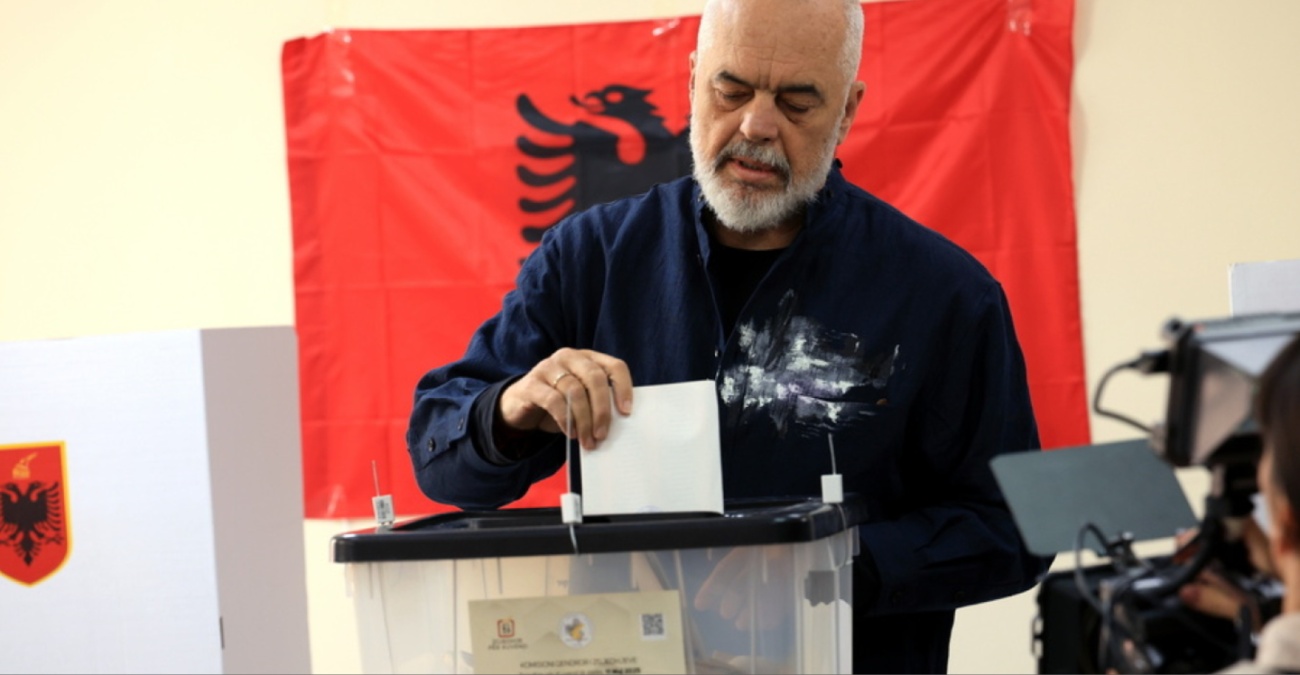 Ο Ράμα «διορίζει» ρομπότ με τεχνητή νοημοσύνη σε θέση υπουργού για τον έλεγχο των δημοσίων συμβάσεων