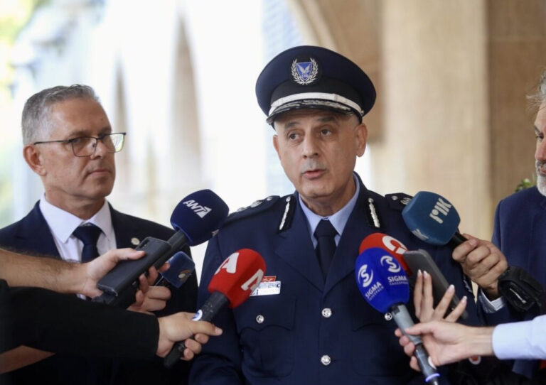 &Alpha;&rho;&chi;&eta;&gamma;ό&sigmaf; &Alpha;&sigma;&tau;&upsilon;&nu;&omicron;&mu;ί&alpha;&sigmaf; &gamma;&iota;&alpha; &laquo;&Sigma;ά&nu;&tau;&upsilon;&raquo;: &laquo;&Beta;&rho;&iota;&sigma;&kappa;ό&mu;&alpha;&sigma;&tau;&epsilon; &sigma;&tau;&omicron;&nu; &pi;&upsilon;&rho;ή&nu;&alpha; &tau;&eta;&sigmaf; &upsilon;&pi;ό&theta;&epsilon;&sigma;&eta;&sigmaf; &ndash; &Kappa;&alpha;&nu;έ&nu;&alpha; &pi;&rho;ό&sigma;&omega;&pi;&omicron; &delta;&epsilon;&nu; &epsilon;ί&nu;&alpha;&iota; &upsilon;&pi;&epsilon;&rho;ά&nu;&omega; &tau;&omicron;&upsilon; &nu;ό&mu;&omicron;&upsilon;&raquo;