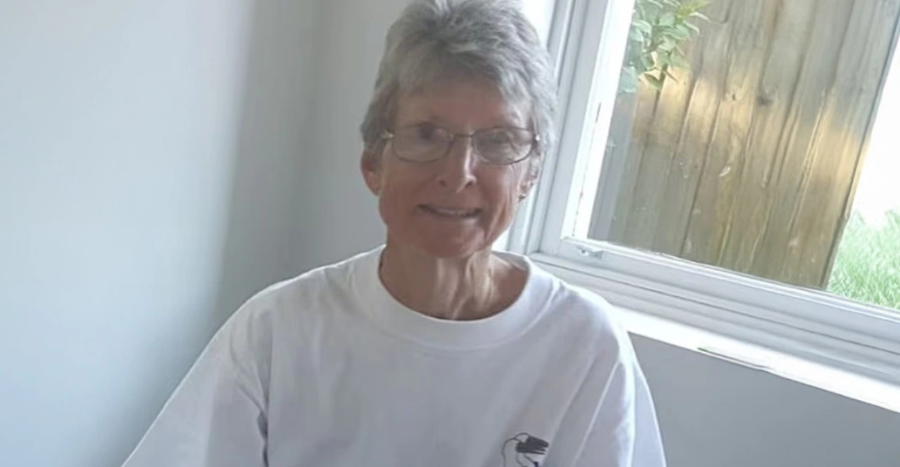 Συγκλονίζει η κόρη της 80χρονης που την ξέχασε κρουαζιερόπλοιο σε νησί της Αυστραλίας Συγκλονίζει η κόρη της 80χρονης που την ξέχασε κρουαζιερόπλοιο σε νησί της Αυστραλίας