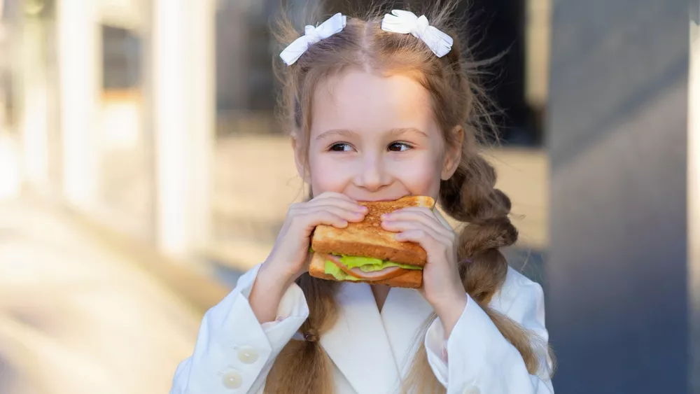 Πόσο θρεπτικό είναι το ψωμί του τοστ; Ο ειδικός αποκαλύπτει τα πάντα – Δείτε πίνακες Πόσο θρεπτικό είναι το ψωμί του τοστ; Ο ειδικός αποκαλύπτει τα πάντα – Δείτε πίνακες