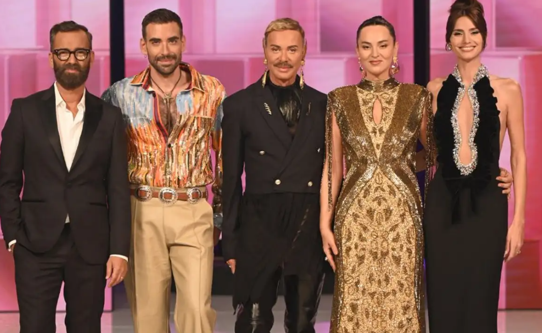 GNTM: &Alpha;&upsilon;&tau;ά &epsilon;ί&nu;&alpha;&iota; &tau;&alpha; &tau;έ&sigma;&sigma;&epsilon;&rho;&alpha; &mu;&omicron;&nu;&tau;έ&lambda;&alpha; &pi;&omicron;&upsilon; &kappa;&alpha;&tau;ά&phi;&epsilon;&rho;&alpha;&nu; &nu;&alpha; &pi;&epsilon;&rho;ά&sigma;&omicron;&upsilon;&nu; &sigma;&tau;&omicron;&nu; &mu;&epsilon;&gamma;ά&lambda;&omicron; &tau;&epsilon;&lambda;&iota;&kappa;ό