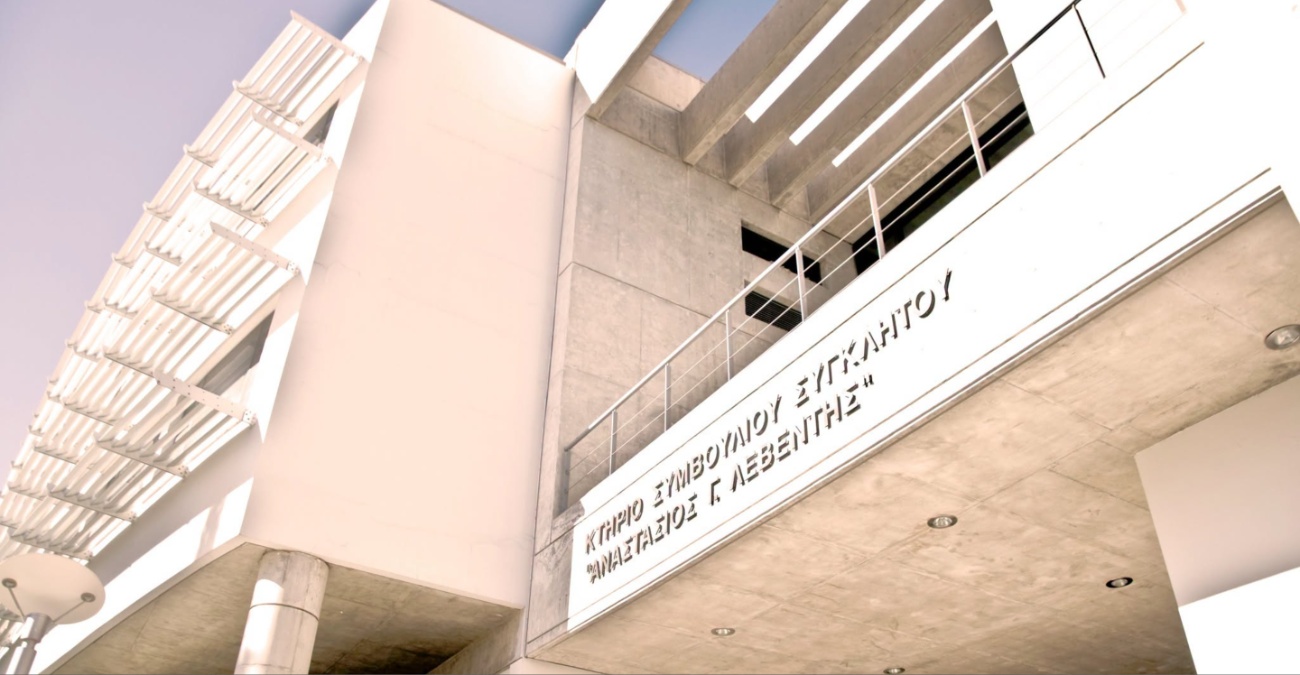 &Alpha;&pi;&alpha;&nu;&tau;ά &sigma;&tau;&iota;&sigmaf; &kappa;&alpha;&tau;&alpha;&gamma;&gamma;&epsilon;&lambda;ί&epsilon;&sigmaf; &tau;&omicron; &Pi;&alpha;&nu;&epsilon;&pi;&iota;&sigma;&tau;ή&mu;&iota;&omicron; &Kappa;ύ&pi;&rho;&omicron;&upsilon; &gamma;&iota;&alpha; &tau;&eta; &phi;&omicron;&iota;&tau;ή&tau;&rho;&iota;&alpha; &mu;&epsilon; &omicron;&pi;&tau;&iota;&kappa;ή &alpha;&nu;&alpha;&pi;&eta;&rho;ί&alpha; &ndash; &laquo;&Delta;ό&theta;&eta;&kappa;&alpha;&nu; ό&lambda;&epsilon;&sigmaf; &omicron;&iota; &epsilon;ύ&lambda;&omicron;&gamma;&epsilon;&sigmaf; &pi;&rho;&omicron;&sigma;&alpha;&rho;&mu;&omicron;&gamma;έ&sigmaf;&raquo;