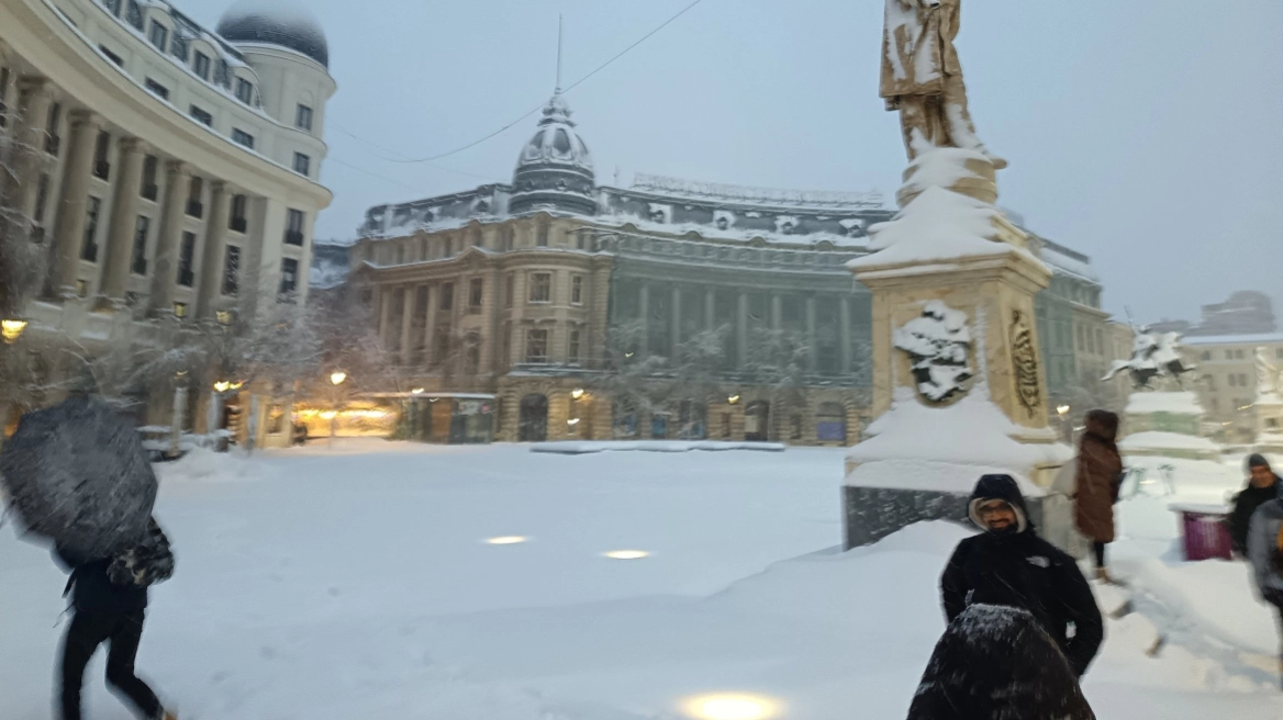 &Kappa;ό&kappa;&kappa;&iota;&nu;&omicron;&sigmaf; &sigma;&upsilon;&nu;&alpha;&gamma;&epsilon;&rho;&mu;ό&sigmaf; &sigma;&tau;&eta; &Rho;&omicron;&upsilon;&mu;&alpha;&nu;ί&alpha;: &Delta;&rho;ό&mu;&omicron;&iota; &kappa;&lambda;&epsilon;&iota;&sigma;&tau;&omicron;ί &kappa;&alpha;&iota; &alpha;&epsilon;&rho;&omicron;&pi;&lambda;ά&nu;&alpha; &kappa;&alpha;&theta;&eta;&lambda;&omega;&mu;έ&nu;&alpha; &lambda;ό&gamma;&omega; &iota;&sigma;&chi;&upsilon;&rho;ώ&nu; &chi;&iota;&omicron;&nu;&omicron;&pi;&tau;ώ&sigma;&epsilon;&omega;&nu;