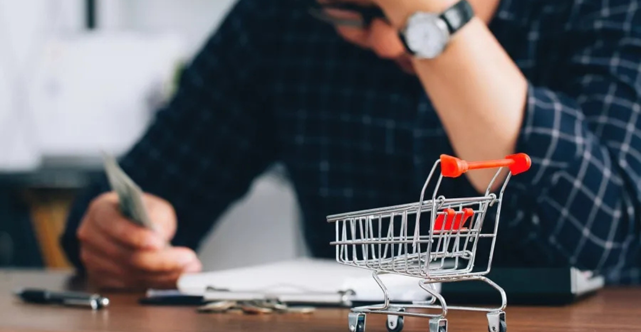 &Alpha;&pi;&omicron;&kappa;&alpha;&lambda;&upsilon;&pi;&tau;&iota;&kappa;ά &sigma;&tau;&omicron;&iota;&chi;&epsilon;ί&alpha;: &Sigma;&tau;&alpha; ό&rho;&iota;&alpha; &tau;&eta;&sigmaf; &phi;&tau;ώ&chi;&epsilon;&iota;&alpha;&sigmaf; &chi;&iota;&lambda;&iota;ά&delta;&epsilon;&sigmaf; &Kappa;ύ&pi;&rho;&iota;&omicron;&iota; - &Pi;&omicron;&iota;&omicron;&iota; &pi;&lambda;&eta;&rho;ώ&nu;&omicron;&upsilon;&nu; &tau;&omicron; &mu;&epsilon;&gamma;&alpha;&lambda;ύ&tau;&epsilon;&rho;&omicron; &tau;ί&mu;&eta;&mu;&alpha; &tau;&eta;&sigmaf; &alpha;&kappa;&rho;ί&beta;&epsilon;&iota;&alpha;&sigmaf;