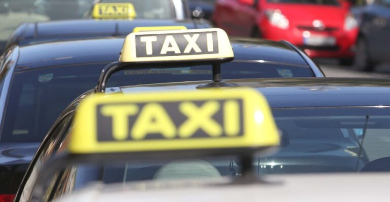 &Sigma;&epsilon; &tau;&rho;&omicron;&chi;&iota;ά &alpha;&pi;&epsilon;&rho;&gamma;&iota;ώ&nu; &tau;&alpha; &tau;&alpha;&xi;ί: &Tau;&epsilon;&lambda;&epsilon;&sigma;ί&gamma;&rho;&alpha;&phi;&omicron; &tau;&rho;&iota;ώ&nu; &eta;&mu;&epsilon;&rho;ώ&nu; &pi;&rho;&omicron;&sigmaf; &tau;&eta;&nu; &kappa;&upsilon;&beta;έ&rho;&nu;&eta;&sigma;&eta;