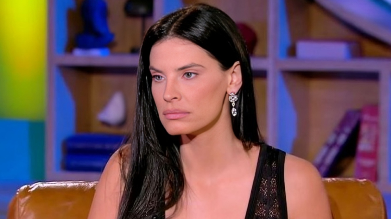 &Chi;&rho;&iota;&sigma;&tau;ί&nu;&alpha; &Mu;&pi;ό&mu;&pi;&alpha;: &Mu;&epsilon;&tau;ά &tau;&eta; &gamma;έ&nu;&nu;&eta;&sigma;&eta; &tau;&omega;&nu; &pi;&alpha;&iota;&delta;&iota;ώ&nu; &mu;&omicron;&upsilon; έ&kappa;&alpha;&nu;&alpha; &alpha;&pi;&omicron;&tau;&omicron;&xi;ί&nu;&omega;&sigma;&eta; &alpha;&pi;ό &tau;&alpha; social media &kappa;&alpha;&iota; &mu;&epsilon; &kappa;&rho;ά&xi;&alpha;&nu;&epsilon; &pi;ά&lambda;&iota; ό&lambda;&omicron;&iota;