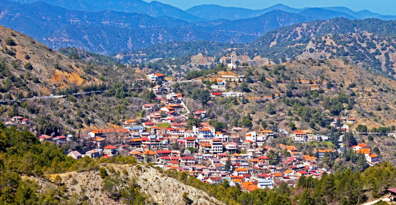 SOS από Πεδουλά και Μαραθάσα: Ζητούν αστυνόμευση και πυροσβεστικό πριν να είναι αργά