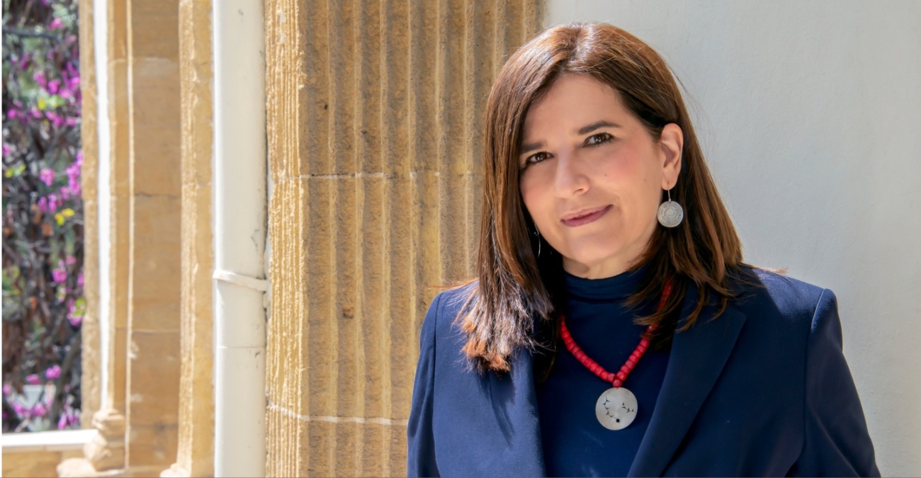 Άμεση απόσυρση βιβλίου που παρουσιάστηκε στην έκθεση Μπιενάλε – Ζήτησε έκθεση γεγονότων η Κασσιανίδου