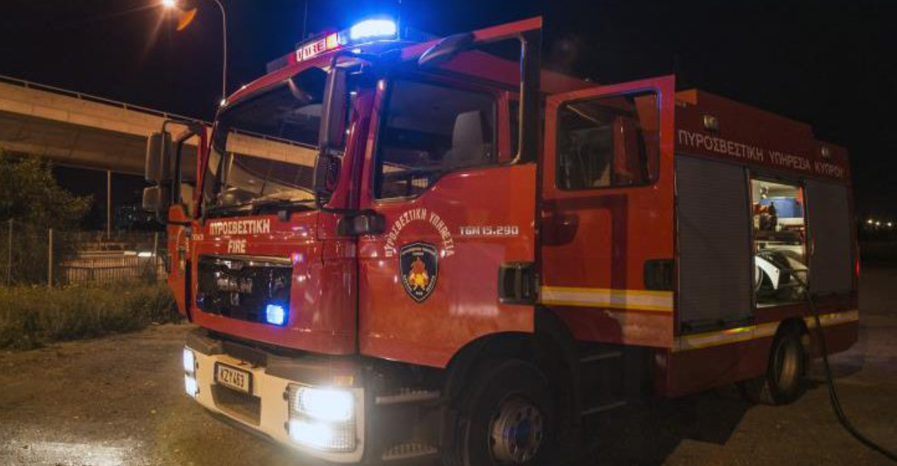 Μάχη με τις φλόγες σε δύσβατη περιοχή βόρεια της Άλασσας – Ενισχυμένη κινητοποίηση της Πυροσβεστικής